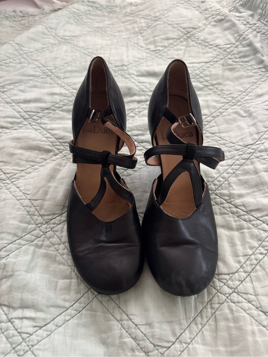 Laduca Elizabeth 3” Soft Sole Character Shoe